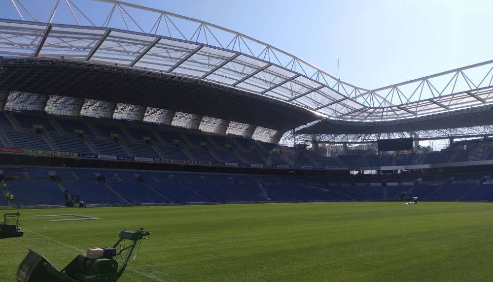 Estadio de Anoeta. Cubierta y Fachada