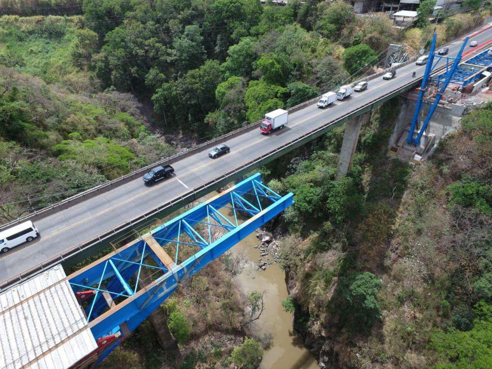 Puente sobre el Rio Virilla en la RN147