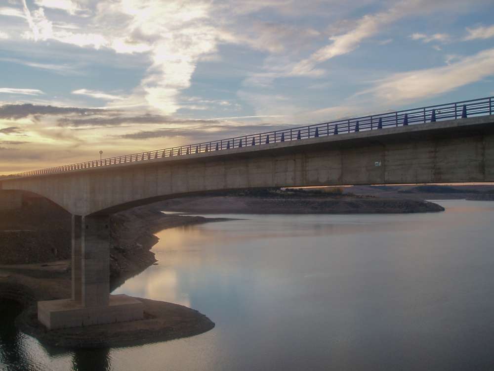 Puente Manzanal del Barco