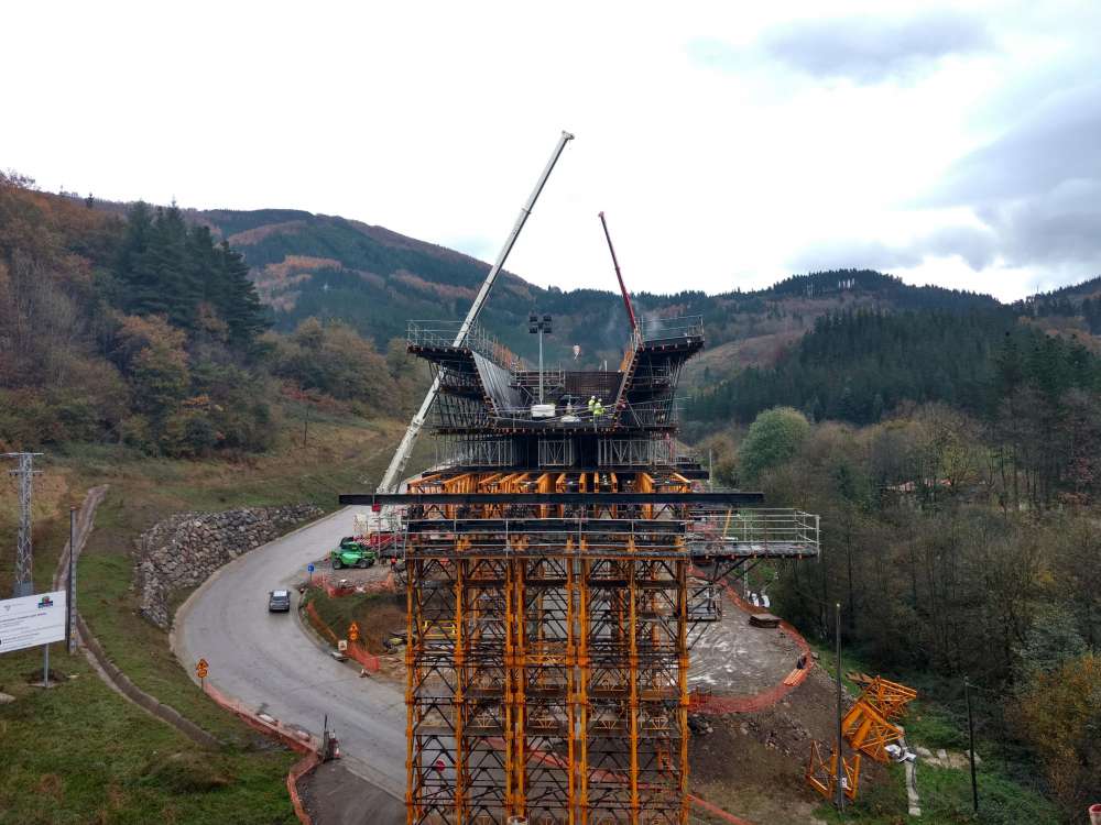 Viaducto de Deskarga. LAV Tramo Antzuola–Ezkio