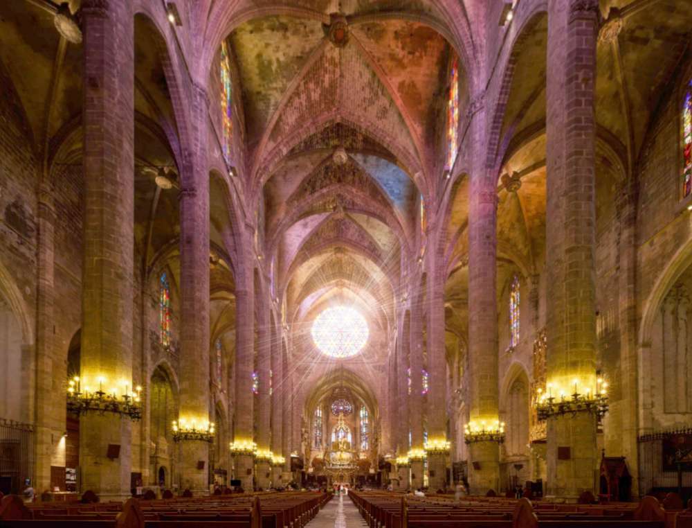 Análisis de la sección transversal de la Catedral de Palma de Mallorca