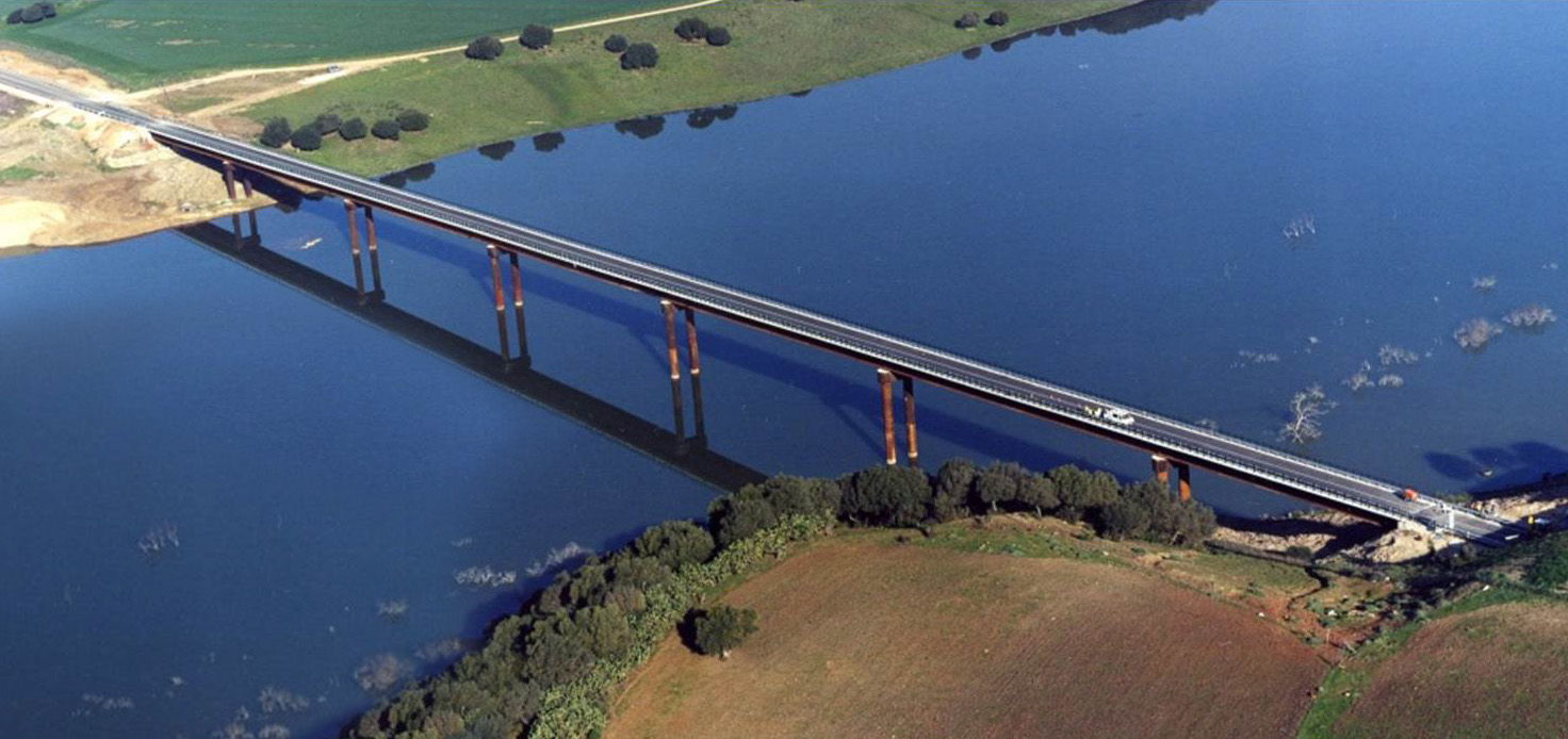 puente_del_picado_ii_en_el_embalse_de_guadalcacin_presentacion_fly_7362.jpg